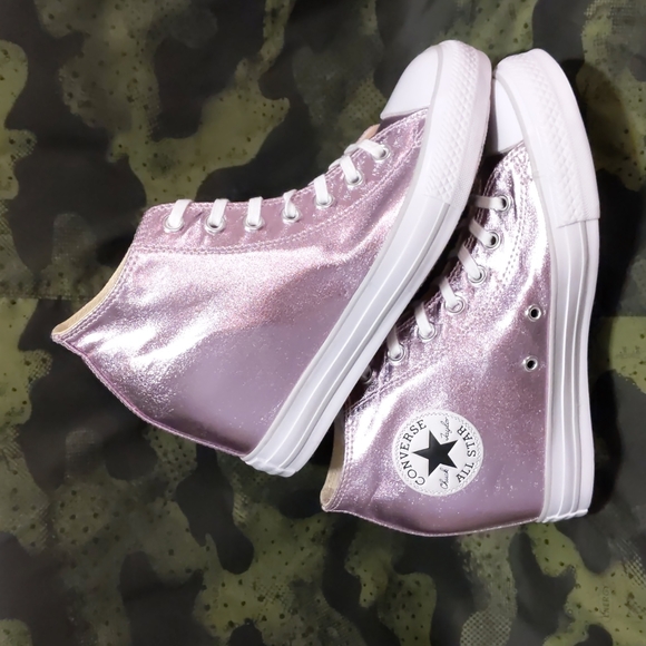 NWT Chuck Taylor All Star Lux Mid Wedge Sneakers - Picture 9 of 9